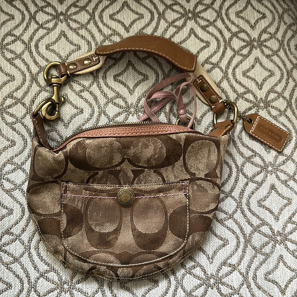 Coach shoulder bag